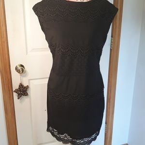 New ladies embroidered lace dress.small